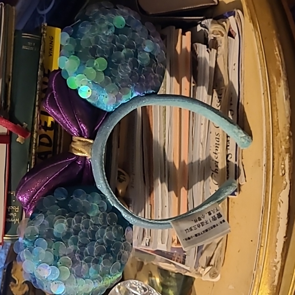 Little Mermaid Mickey ears - Picture 3 of 5